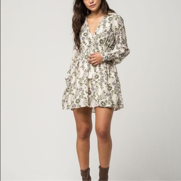 Free People Stealing Fire Mini Dress in Ivory Size Medium - Picture 1 of 7